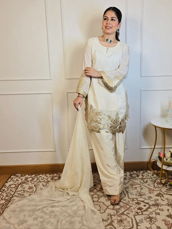 Nazakat Farshi Suit - Pure Crepe